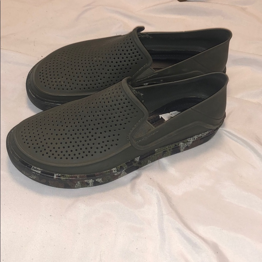 Camo slip on crocs